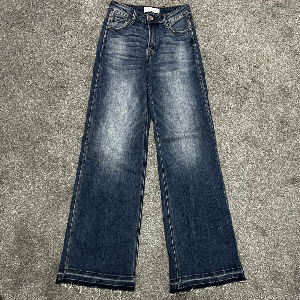 Risen Wide Leg Jeans